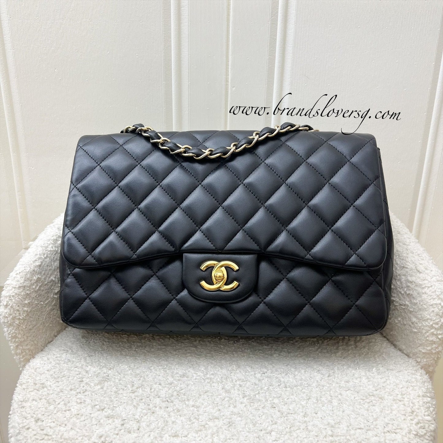 Chanel Jumbo Classic Flap SF in Black Lambskin and GHW Accessory