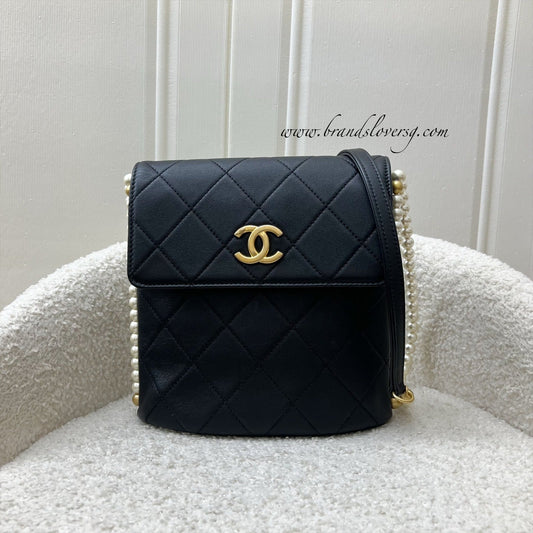 Chanel Pearl Chain North-South Flap Bag in Black Calfskin and AGHW (Model: )