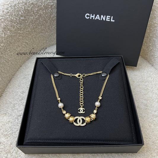Chanel CC Logo Necklace / Choker with Diamantes and Pearls and GHW ()