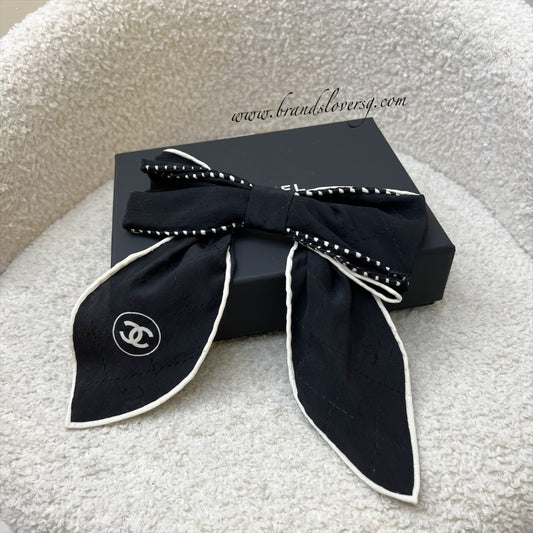 Chanel Bow Barrette Hair Clip in Black and Off White Fabric Bag