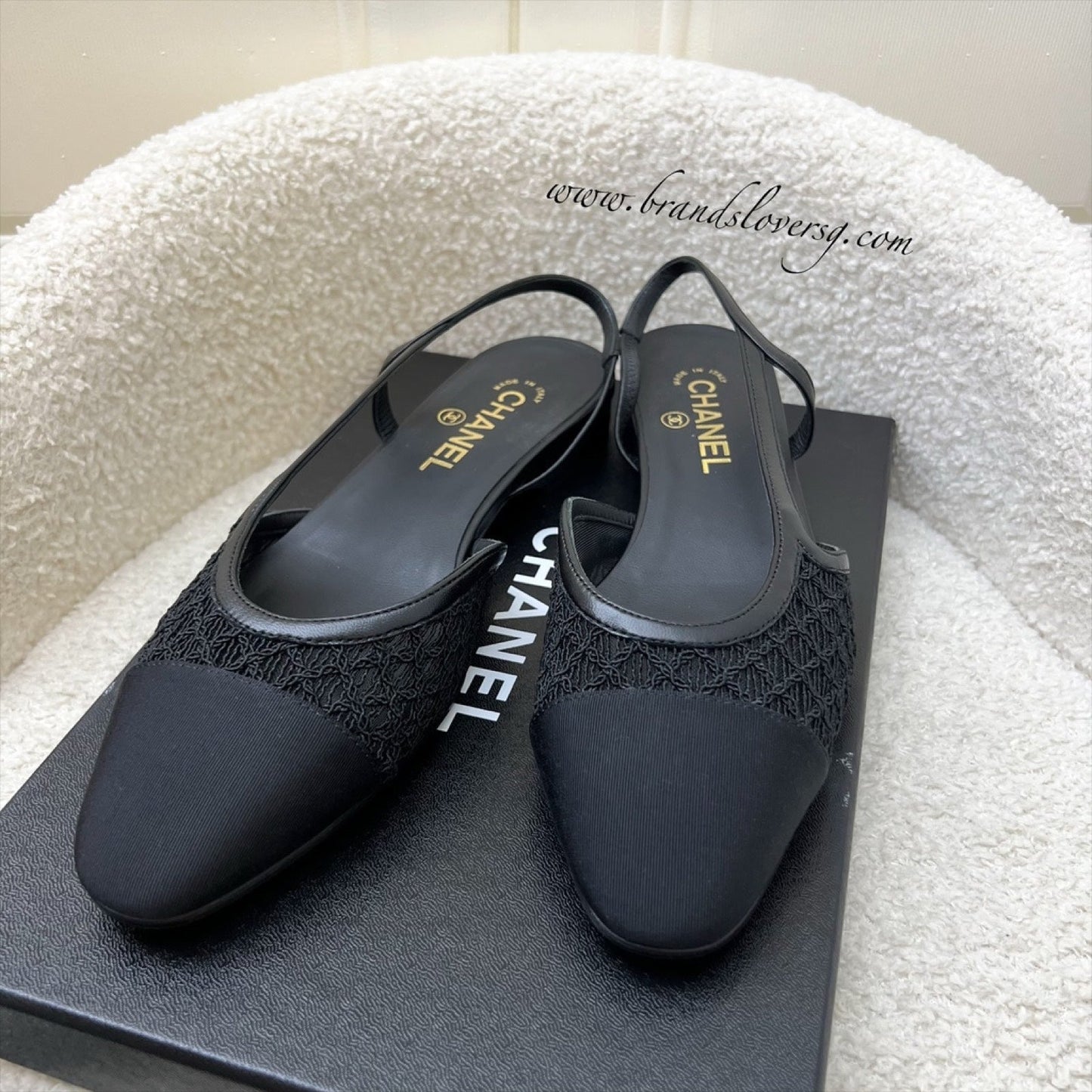 Chanel Slingbacks in Black Leather, Lace and Gosgrain Size 39.5 (Model: ) Accessory