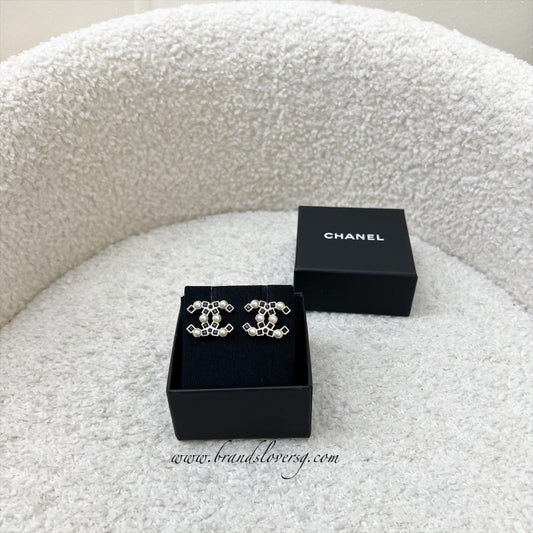 Chanel Medium CC Logo Earrings with Pearls in LGHW (Model: ) Jewelry