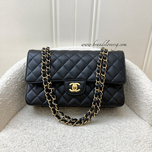 Chanel Medium Classic Flap CF in Black Caviar GHW (Model: ) Accessory