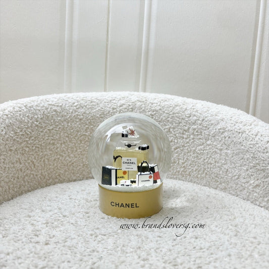 VIP Gift Perfume Bottles Christmas Snow Globe Accessory Signature
