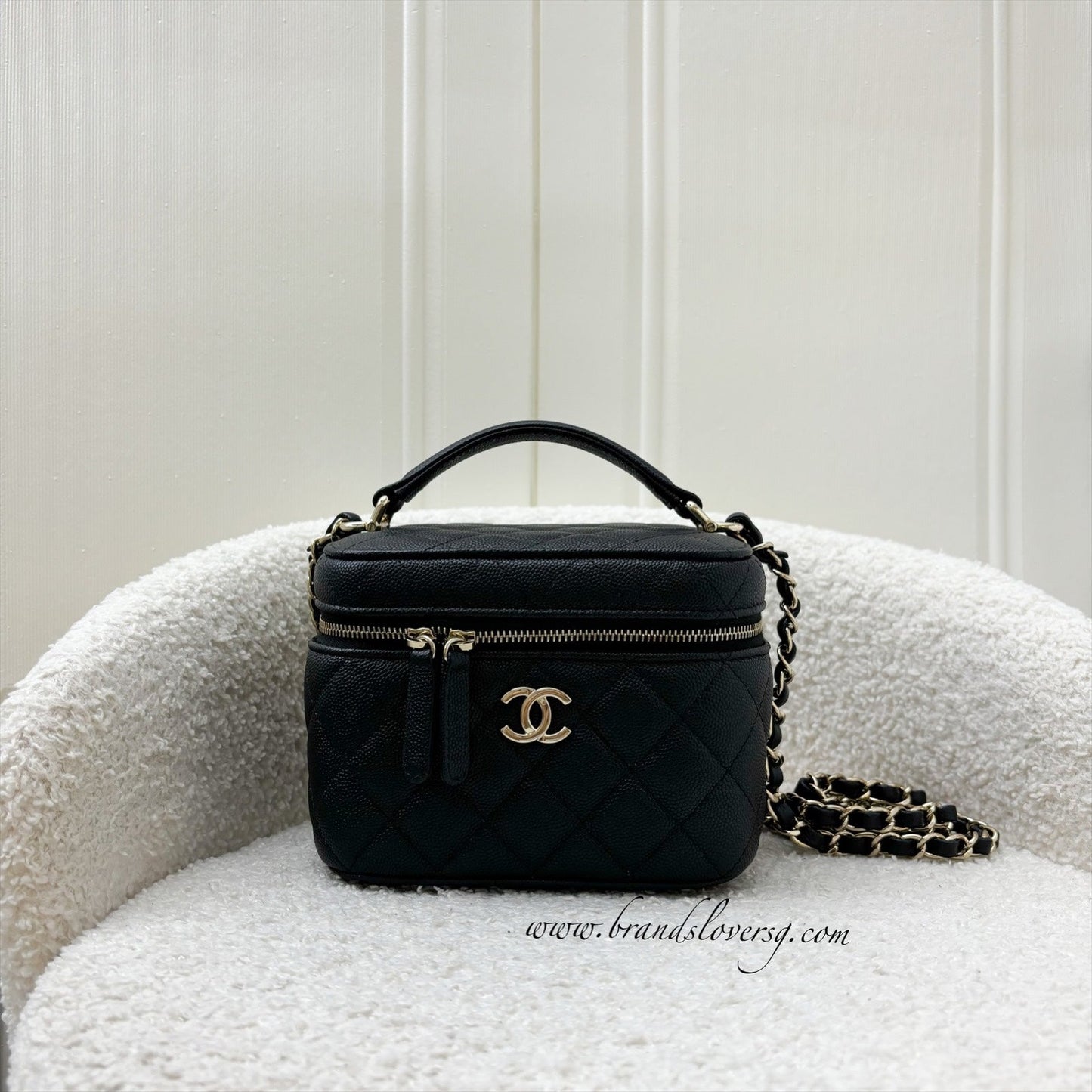 Chanel Top Handle Vanity Case with Chain in Black Caviar LGHW