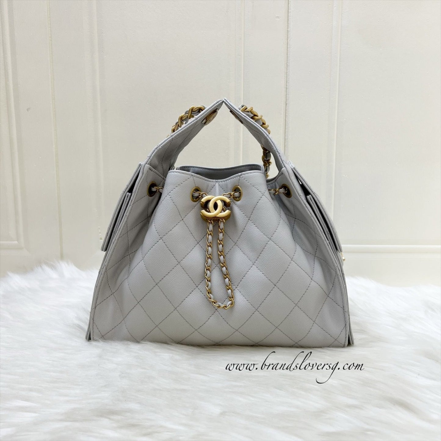 Chanel [Un - June 2025] 25 Small Hobo Bag in Grey Caviar and AGHW (Model: )