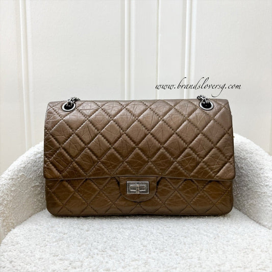 Chanel 2.55 Reissue 226 Flap in Bronze Distressed Calfskin and RHW Accessory