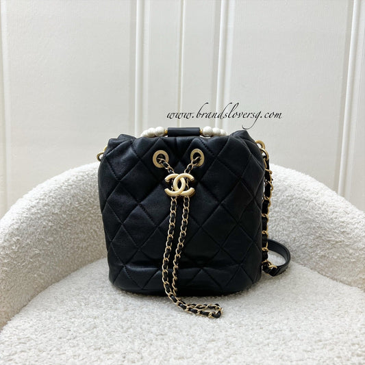 Chanel Pearl Handle Mini Drawstring Bucket Bag in Black Lambskin and AGHW (Model: )