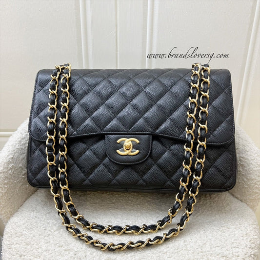 Jumbo Classic Flap DF in Black Caviar and GHW Accessory Signature