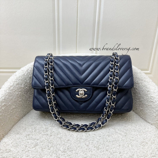 Chanel Medium Classic Flap CF in Chevron Quilted Navy Caviar and SHW Accessory