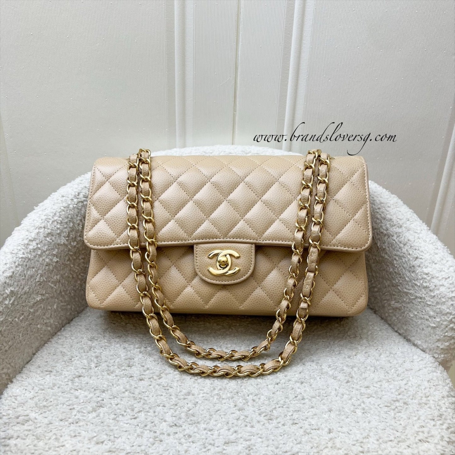 Medium Classic Flap CF in Beige Caviar and GHW Accessory Classic