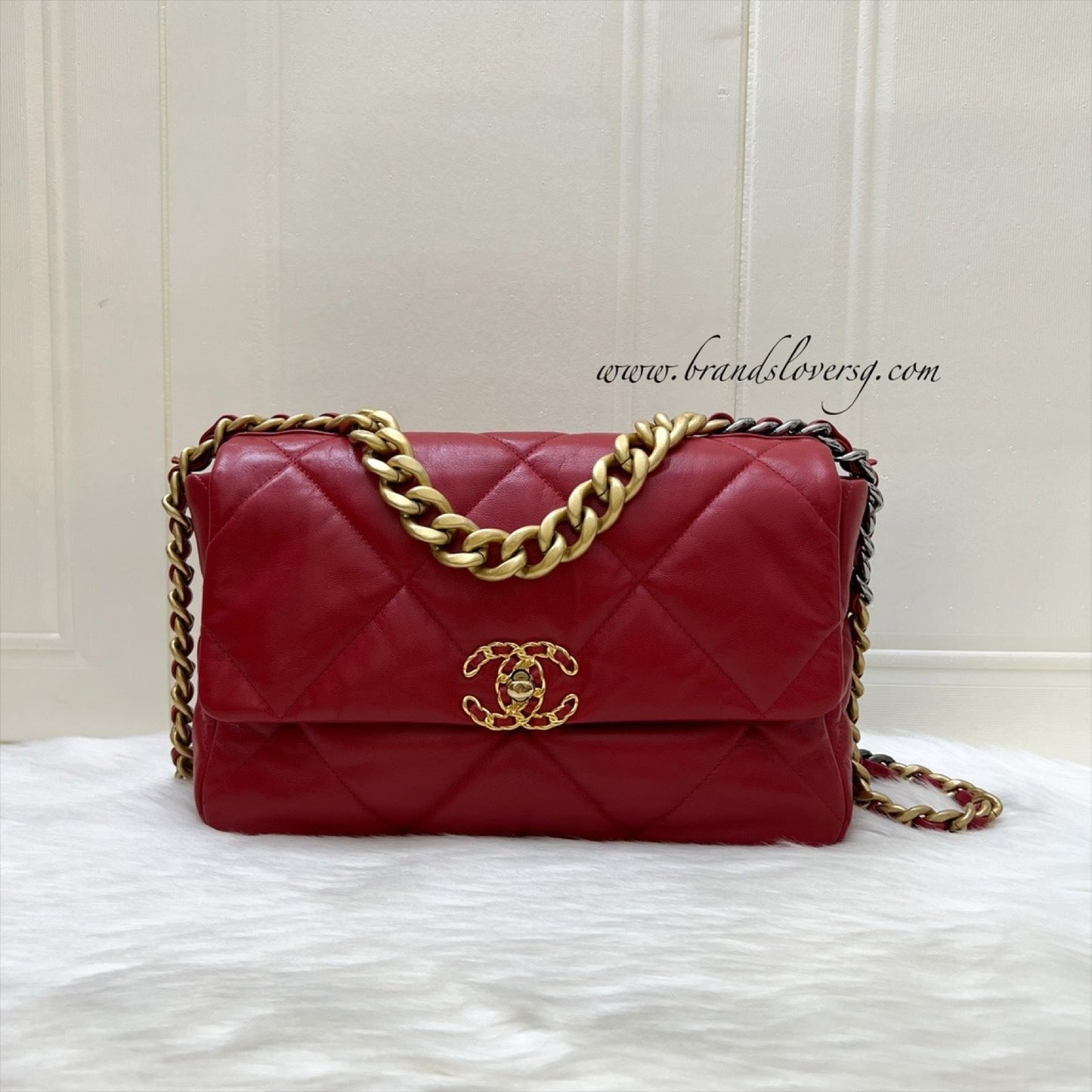 Chanel 19 Medium / Large Flap in Red Lambskin and 3-tone HW (Model: ) Accessory