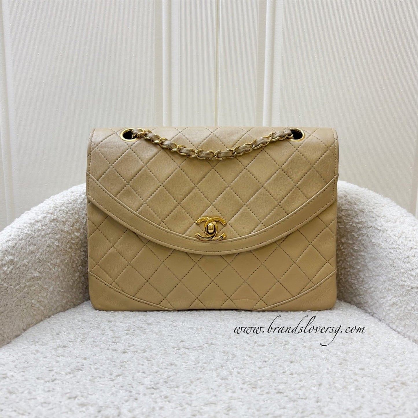 Chanel Flap in Beige Lambskin and GHW Accessory