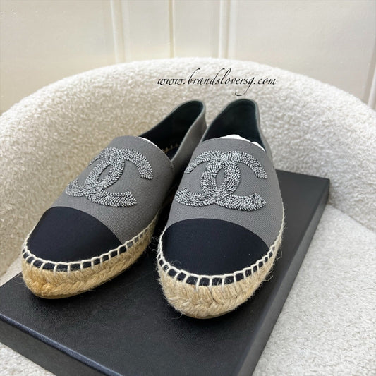Chanel Espadrilles in Grey Canvas and Black Gosgrain Sz 37 Accessory