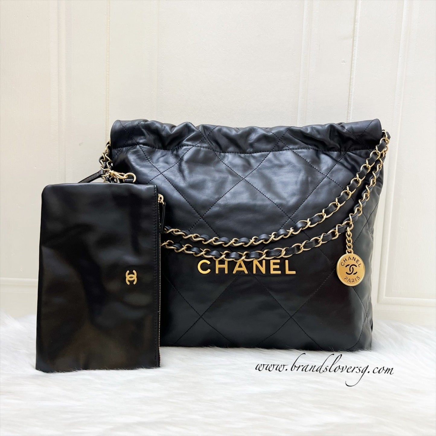 Chanel 22 Small Hobo Bag in Black Shiny Calfskin and AGHW (Model: )