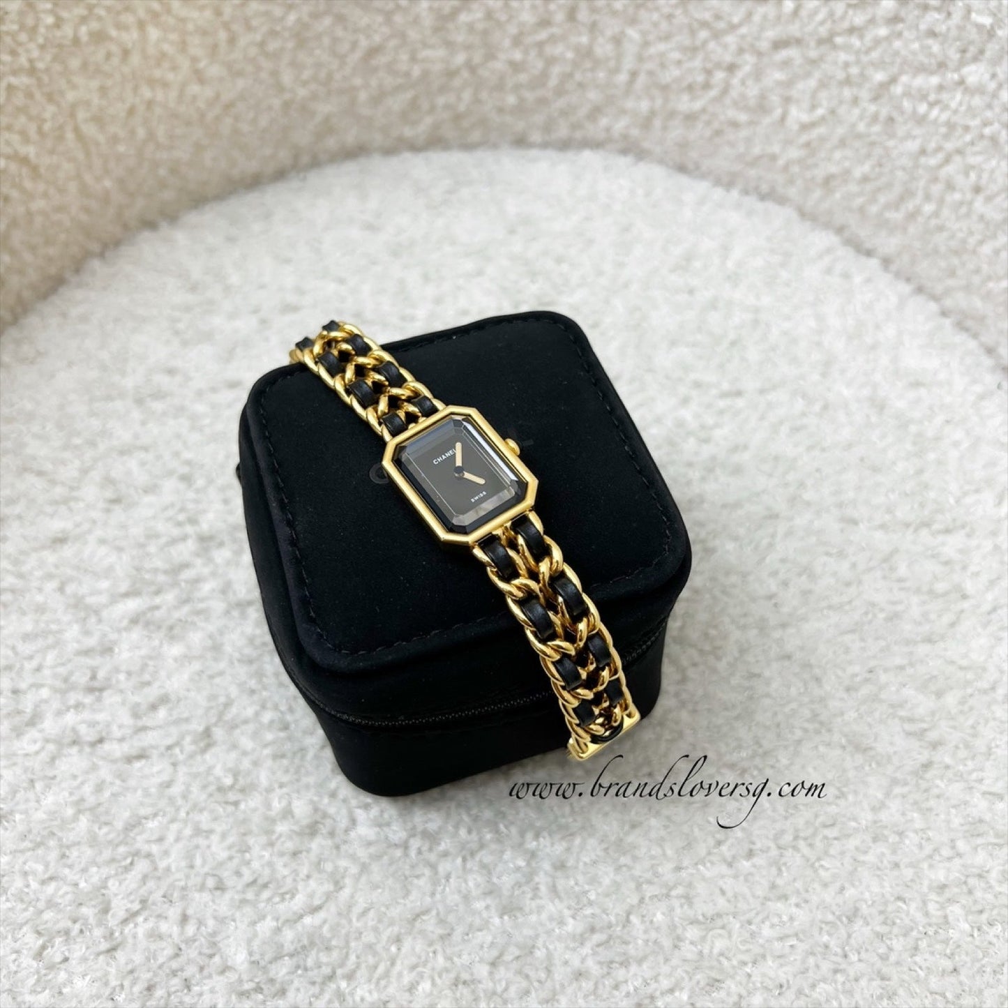 Chanel Premiere Watch in Gold Plated HW and Black Leather Size S