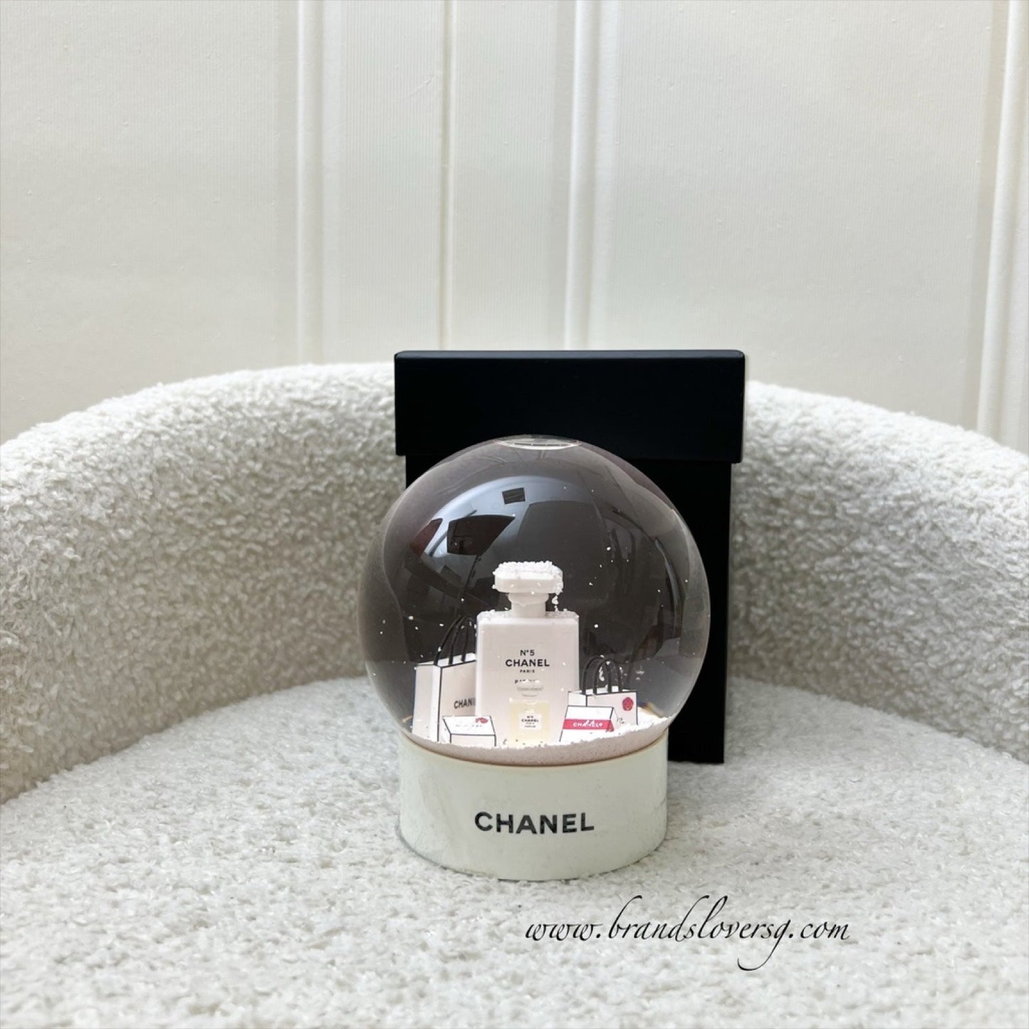 Chanel VIP Gift Perfume Bottles Snow Globe Accessory