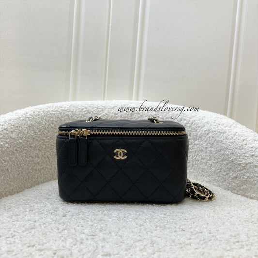 Classic Small Vanity in Black Caviar and LGHW () Signature