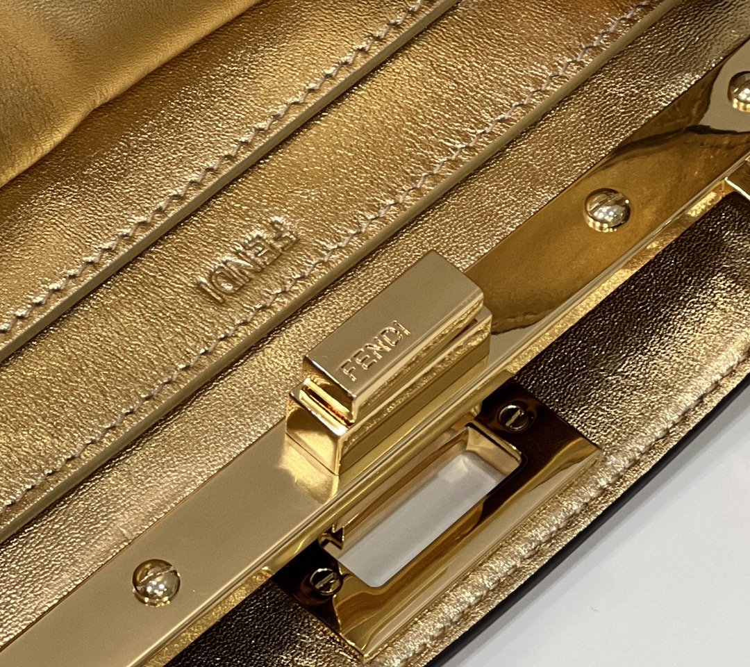 Top QualityTop Quality Peekaboo 27cm Gold Small Handbag