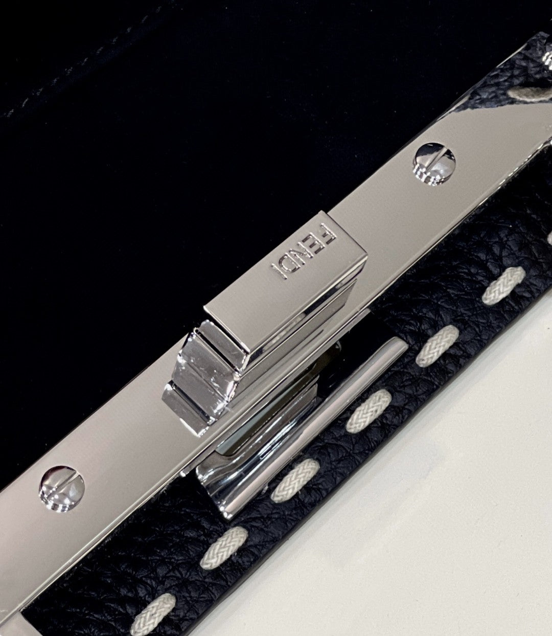 Peekaboo Black 23Cm9In Small Travel Bag