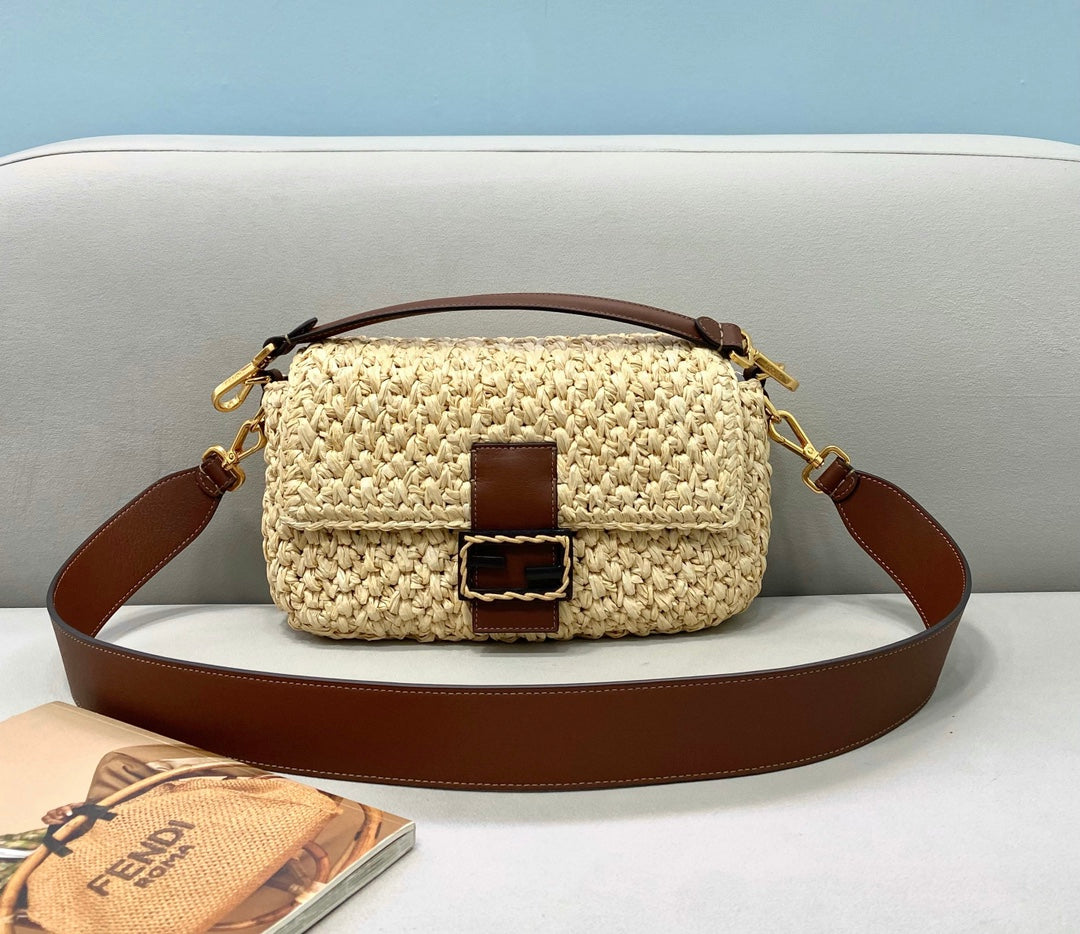 Top QualityTop Quality Baguette 28cm Travel Bag