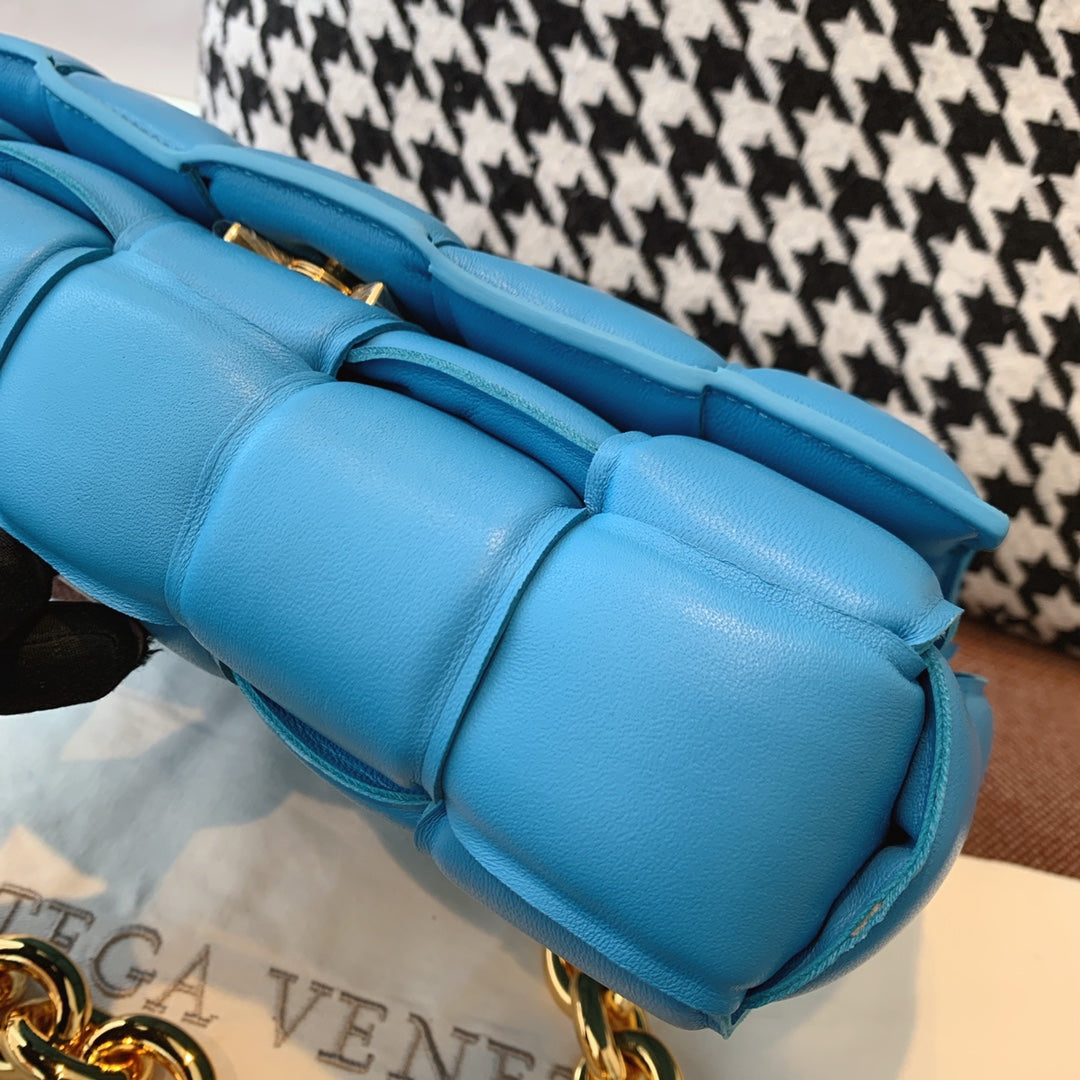 Top Quality Cassette For Women Women Bags Blue Chain Travel Bag