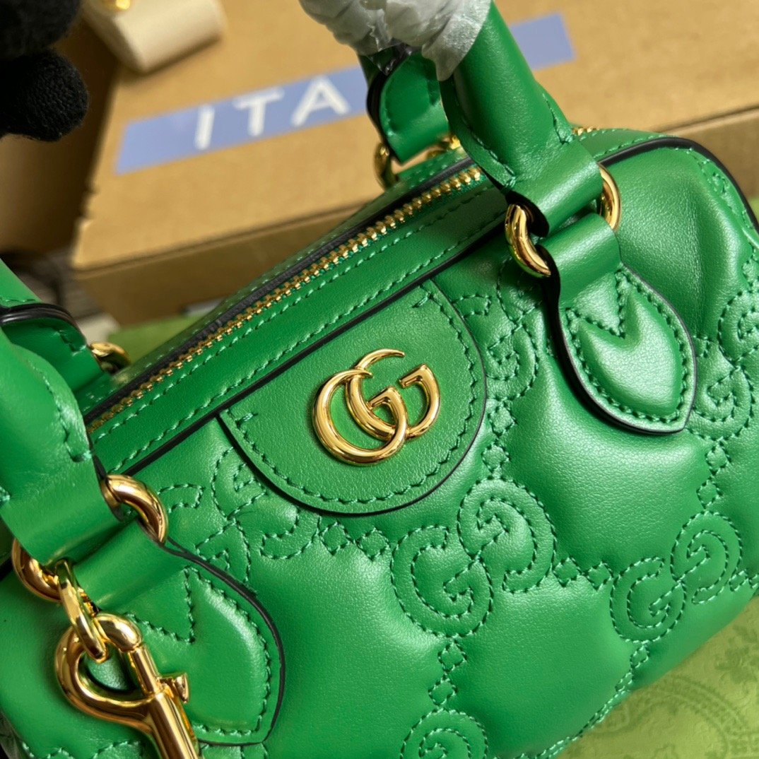 gg , ’s 7.5in 19cm Matelasse Green Top Handle Handbag