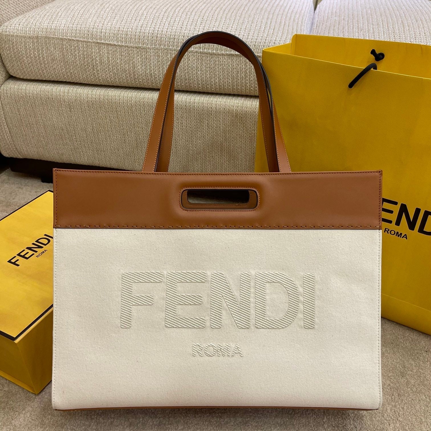 Fendi Top QualityTop Quality , ’s Canvas Brown Beige FF Tote Bag
