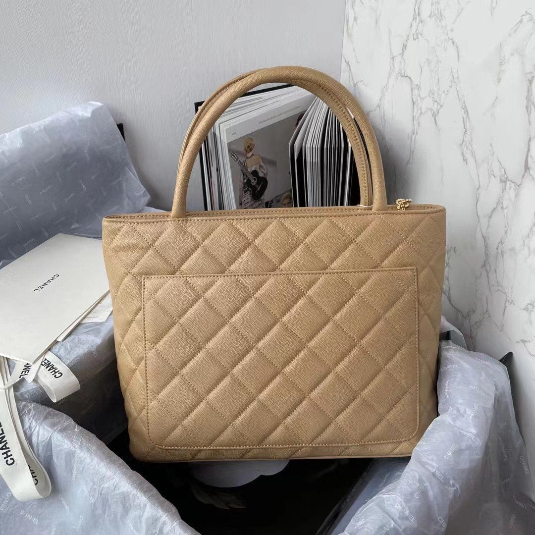 Chlmedallion Tote Shoulder Bag For Women Beige