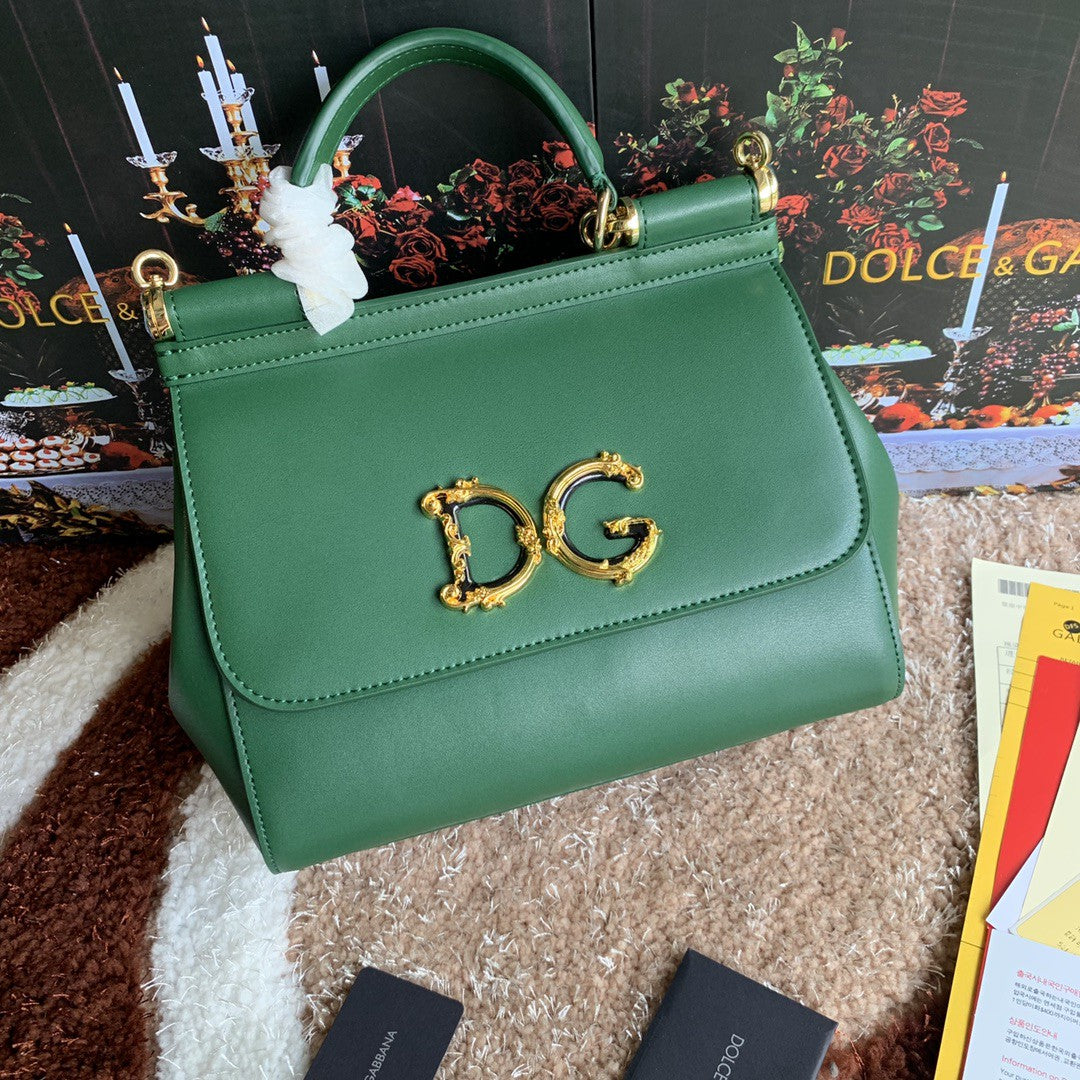 Top Quality Top Quality Handbag In Dauphine Green Medium Travel Bag