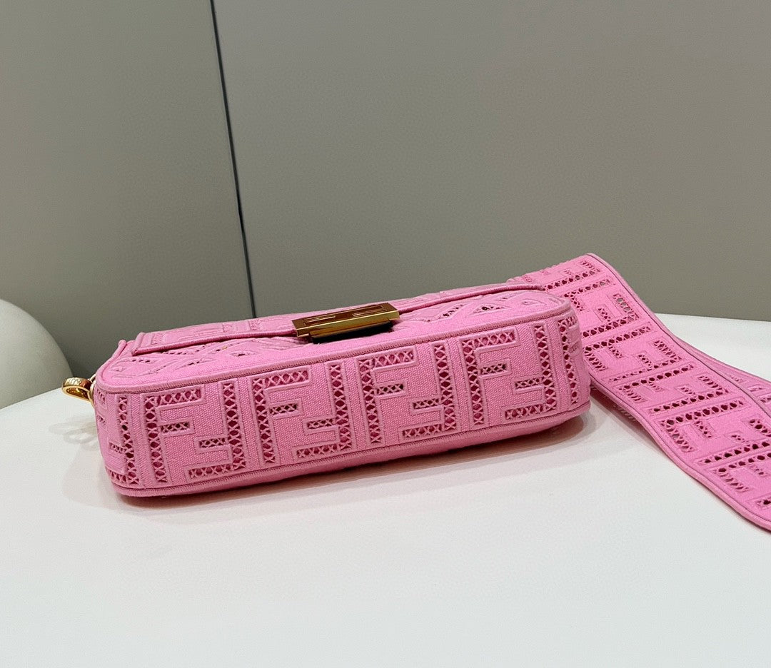 Top QualityTop Quality Baguette Embroidery Pink Medium Handbag
