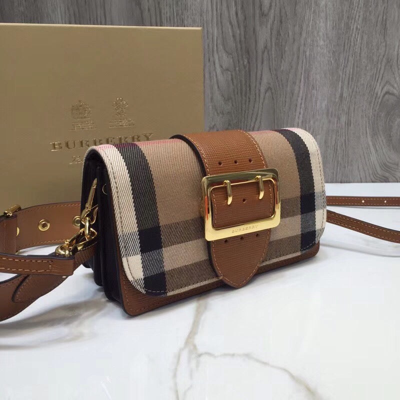 Top Quality The Buckle Bag In Ho Brown Small Travel Bag