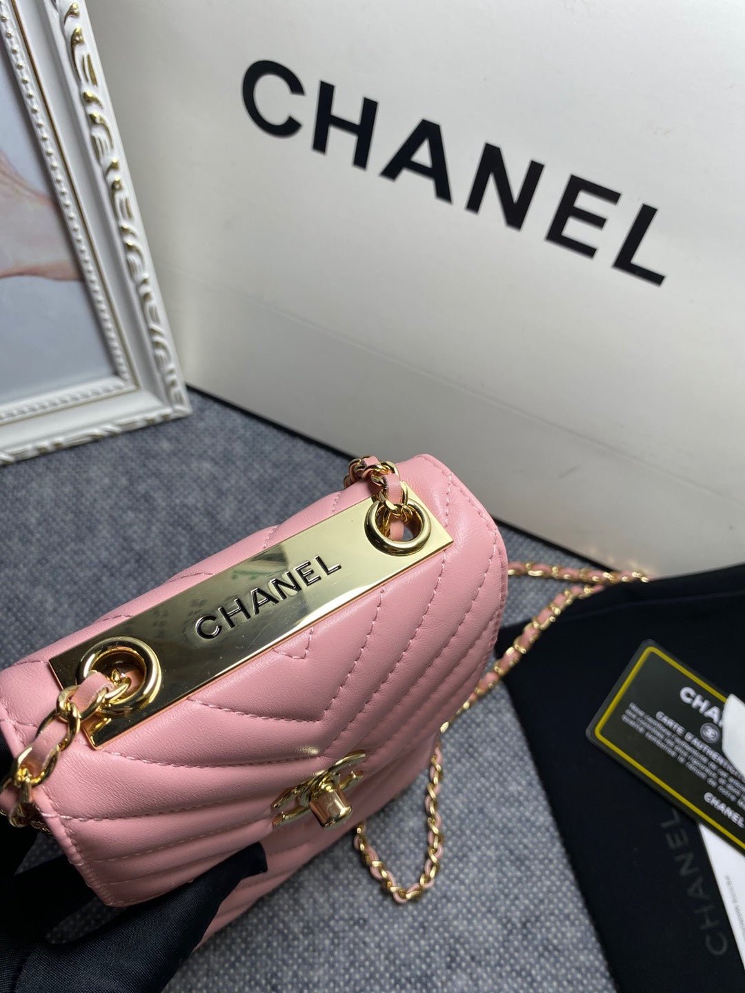 CHL Chevron Trendy CHL Phone Handbag 6