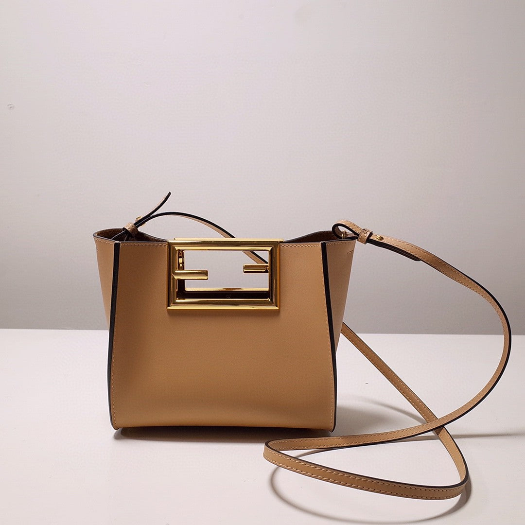 Top QualityTop Quality Way 17.5cm Black Beige Handbag
