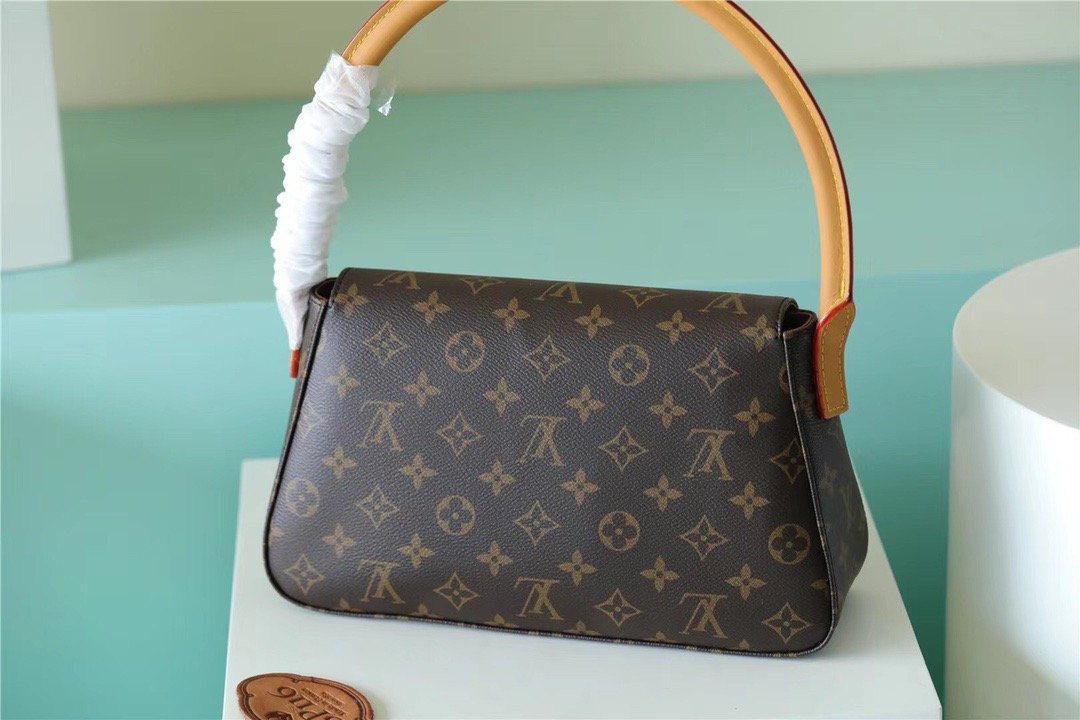 Top Quality Looping Flap Shoulder Bag For Monogram Brown