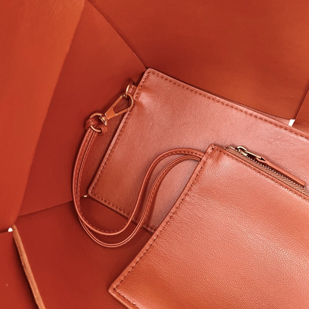 Top Quality Arco Tote Bag For Women Brown
