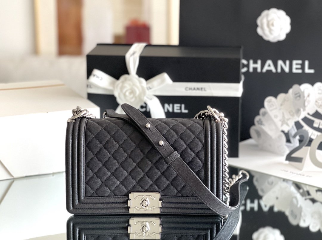 CHLMedium Classic 25cm A67086 Black Flap Handbag
