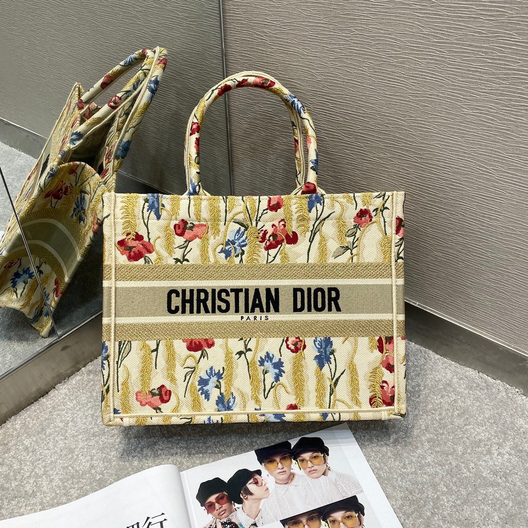 Metop Qualityum Book Hibiscus Metallic Book Tote Bag