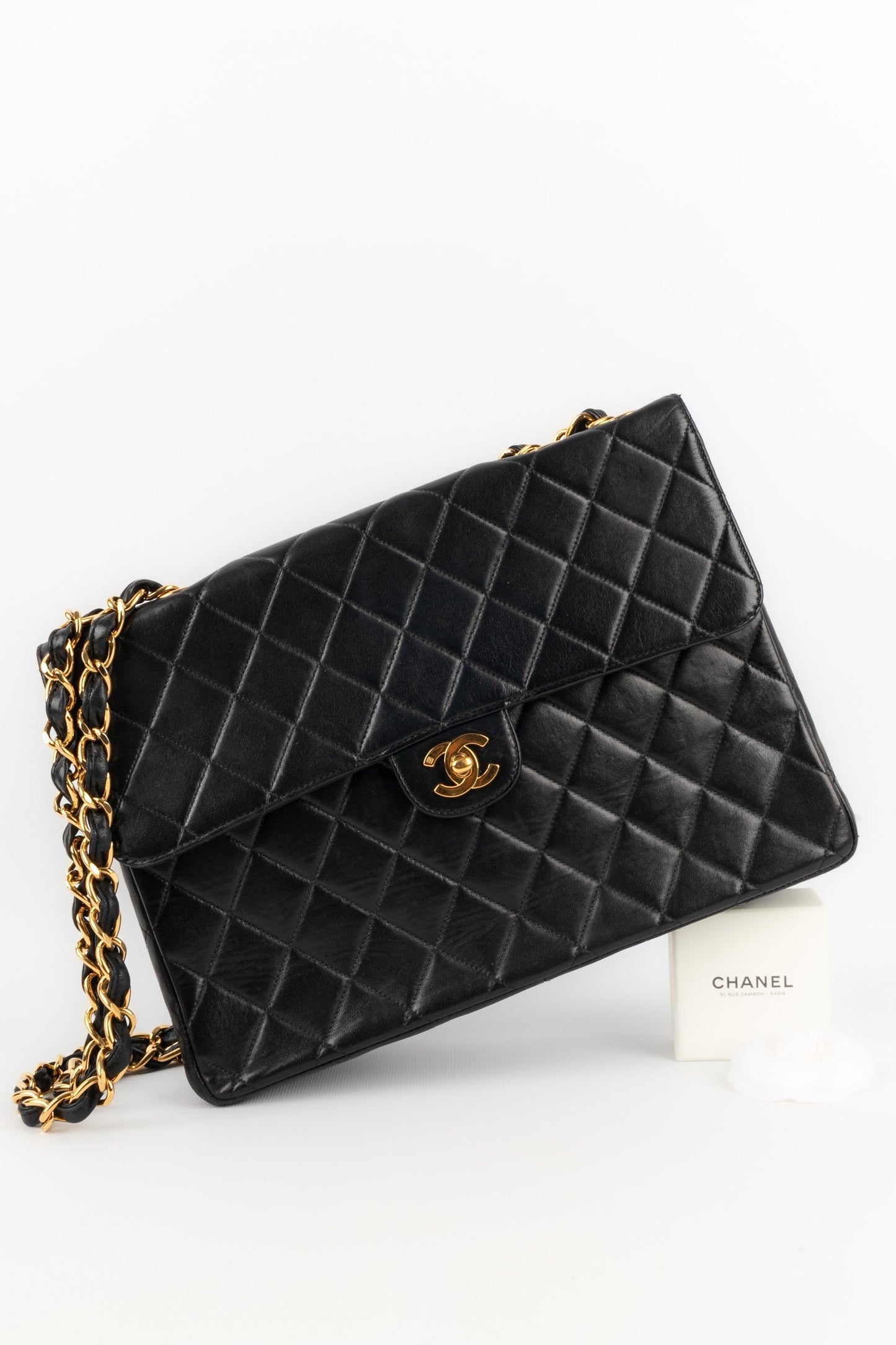 Chanel Sac Timeless 2000/2002 Accessory