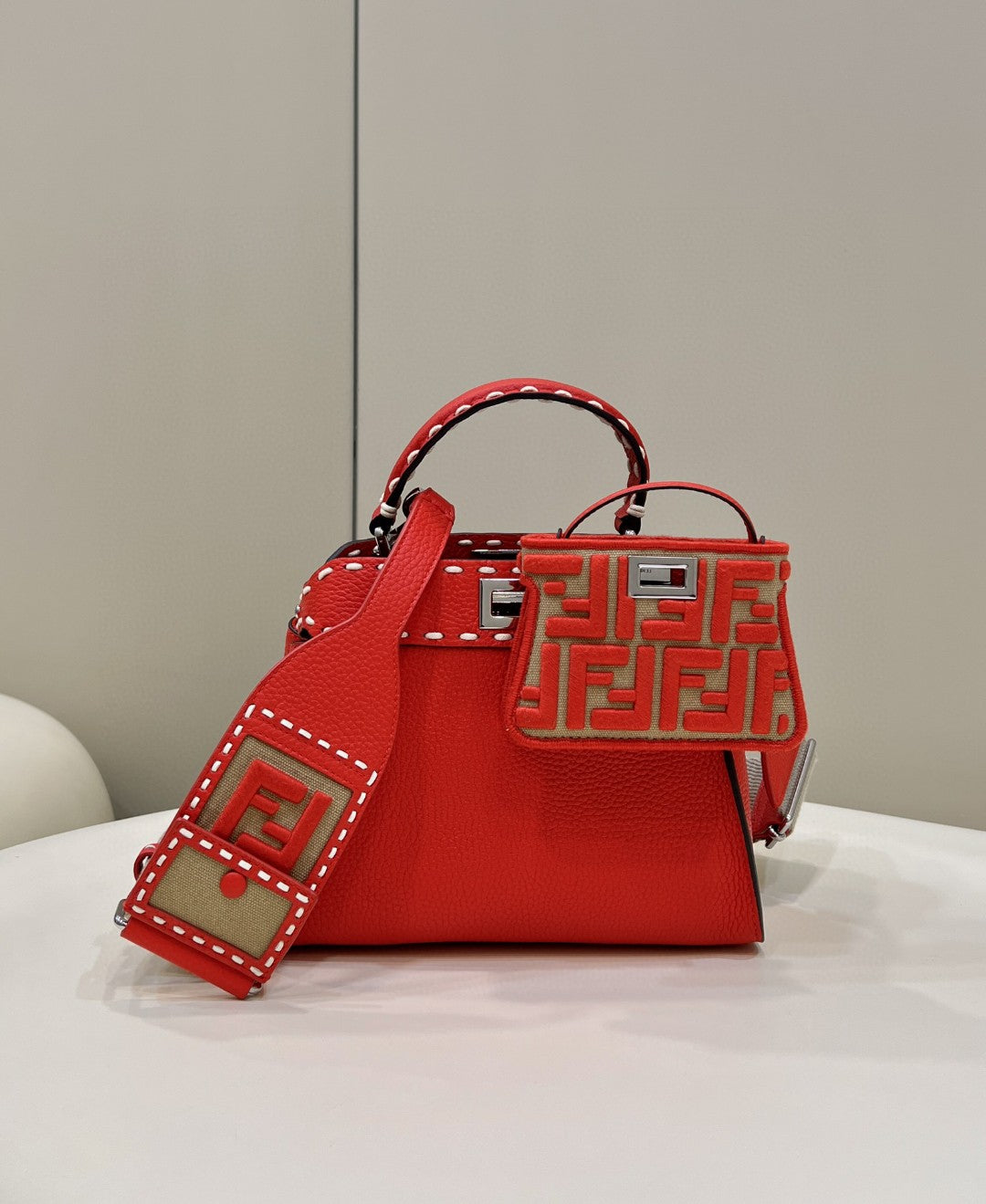 Top QualityTop Quality Peekaboo 23cm Red Small Handbag