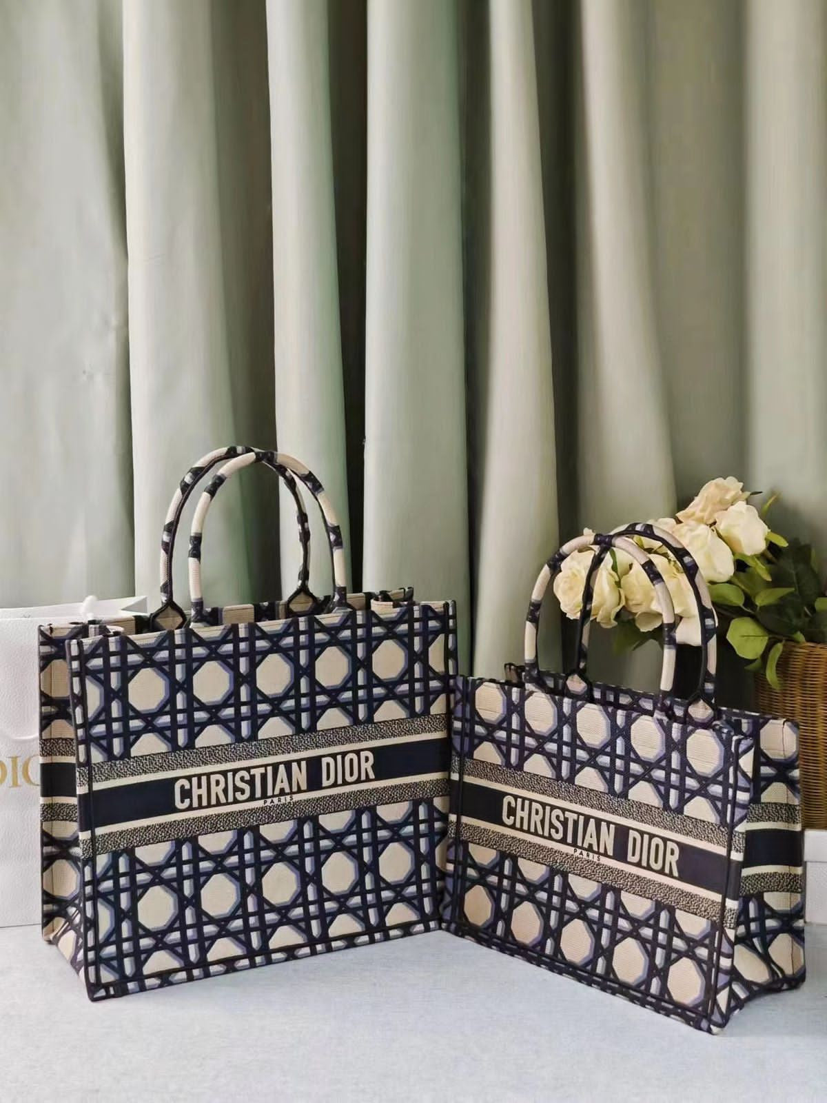 143 Handbag