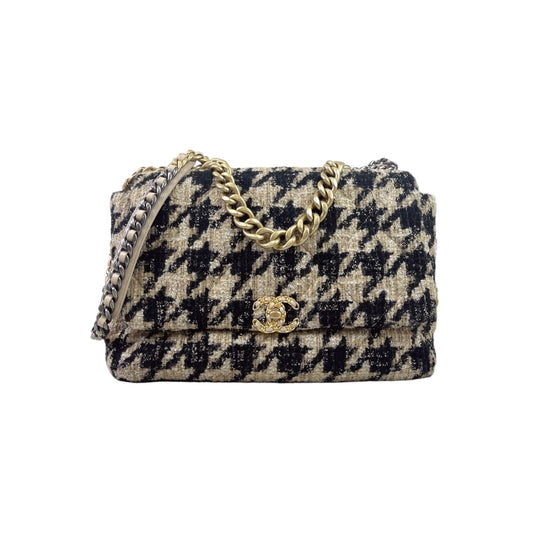 Chanel Maxi 19 Houndstooth Tweed 19K Handbag Black Beige Crossbody Bag