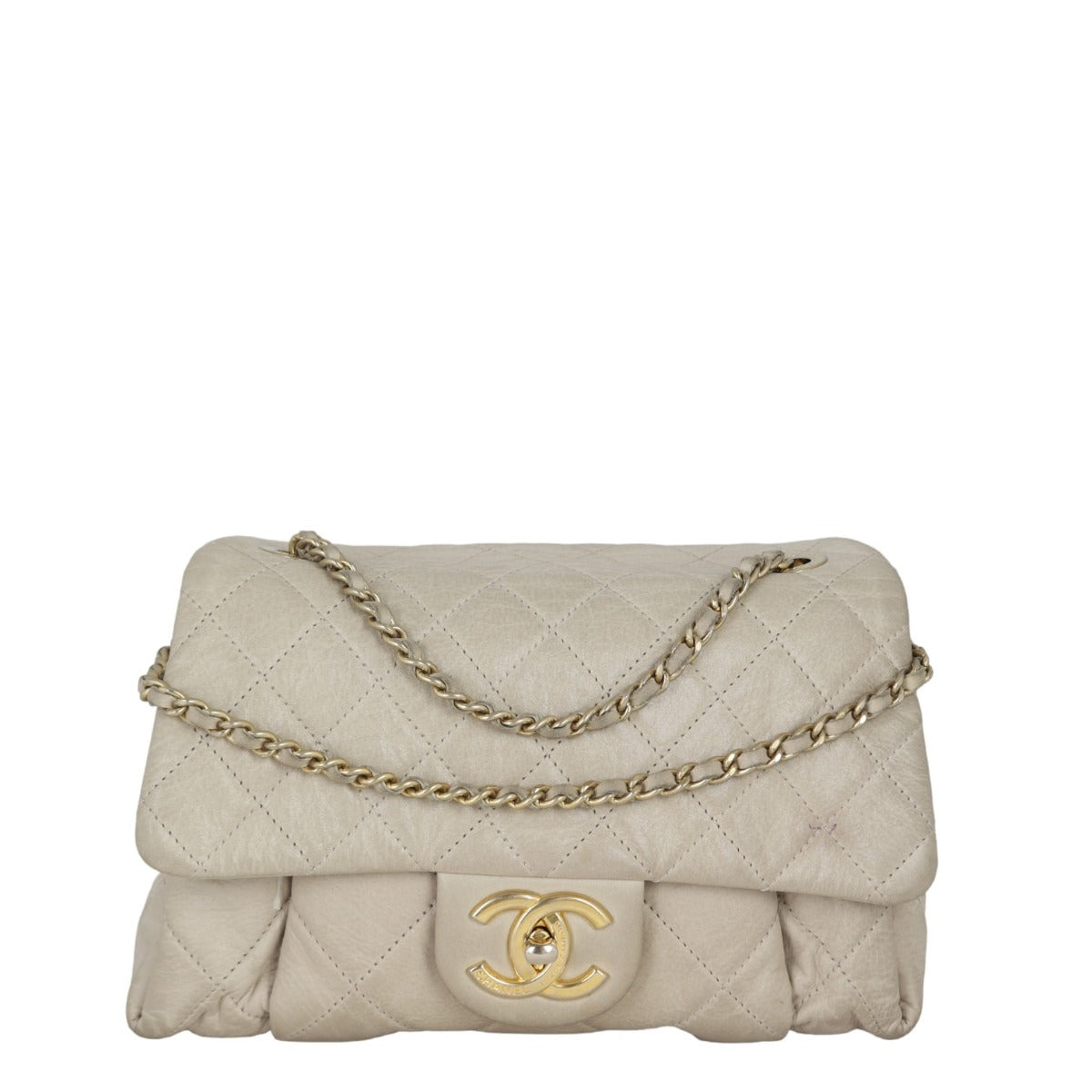 Chanel Chic Quilt Bag Flap Handbag