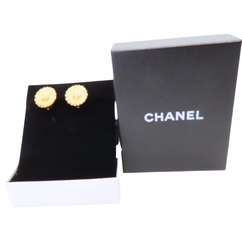 Chanel 1997 Autumn CC Flower Earrings Jewelry