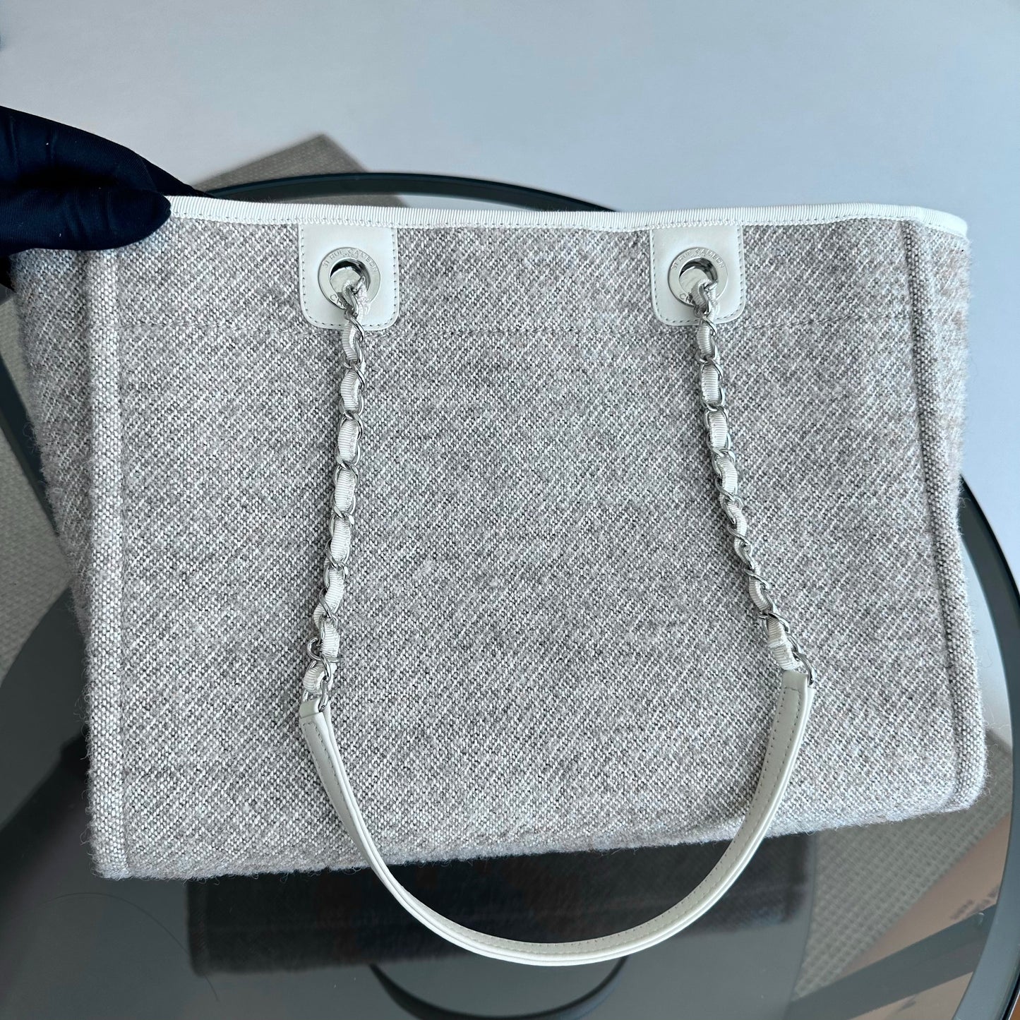 Chanel *Microchip* Deauville Tote Tweed Grey SHW Microchip White Medium Tote Bag