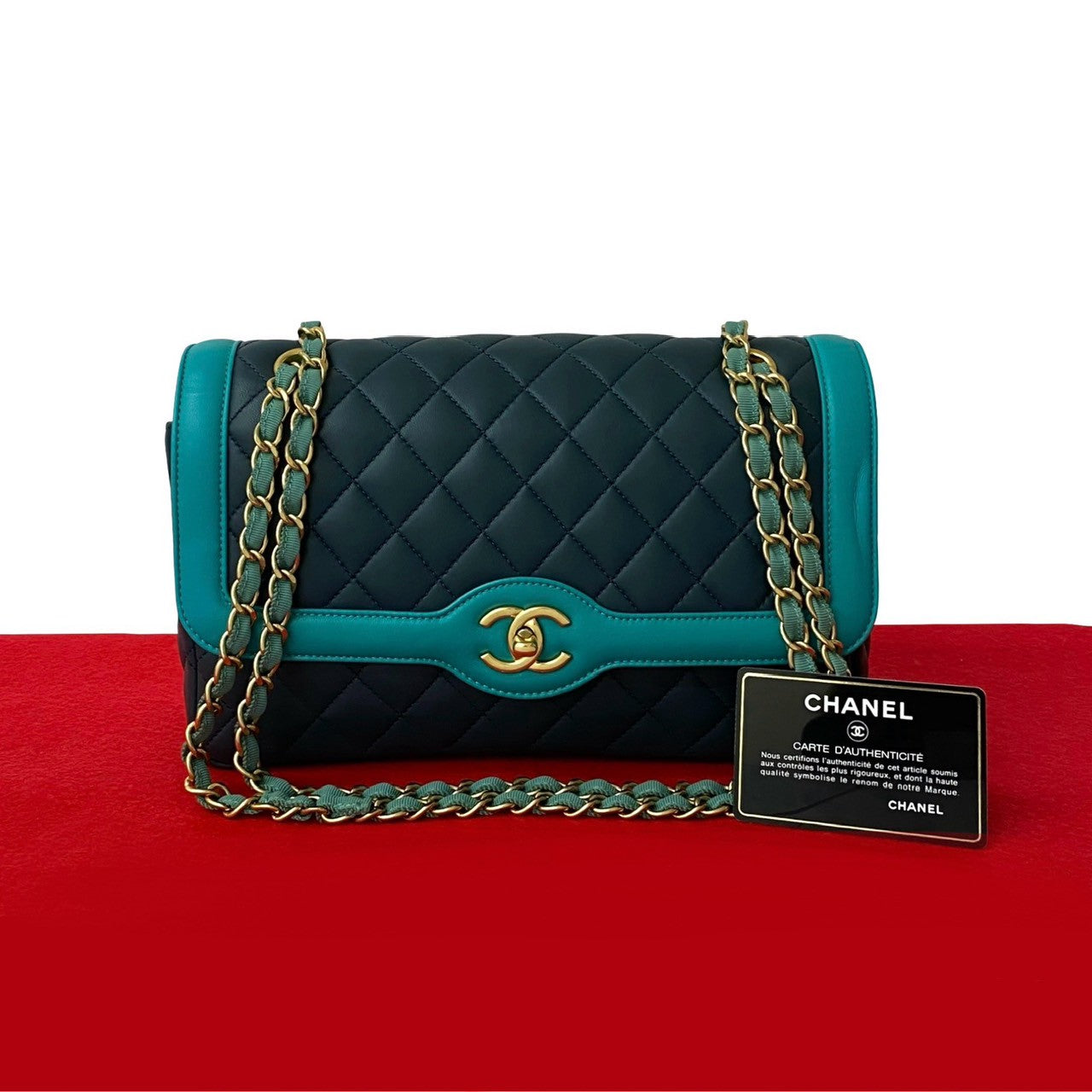 Matelasse Lambskin Shoulder Bag 127