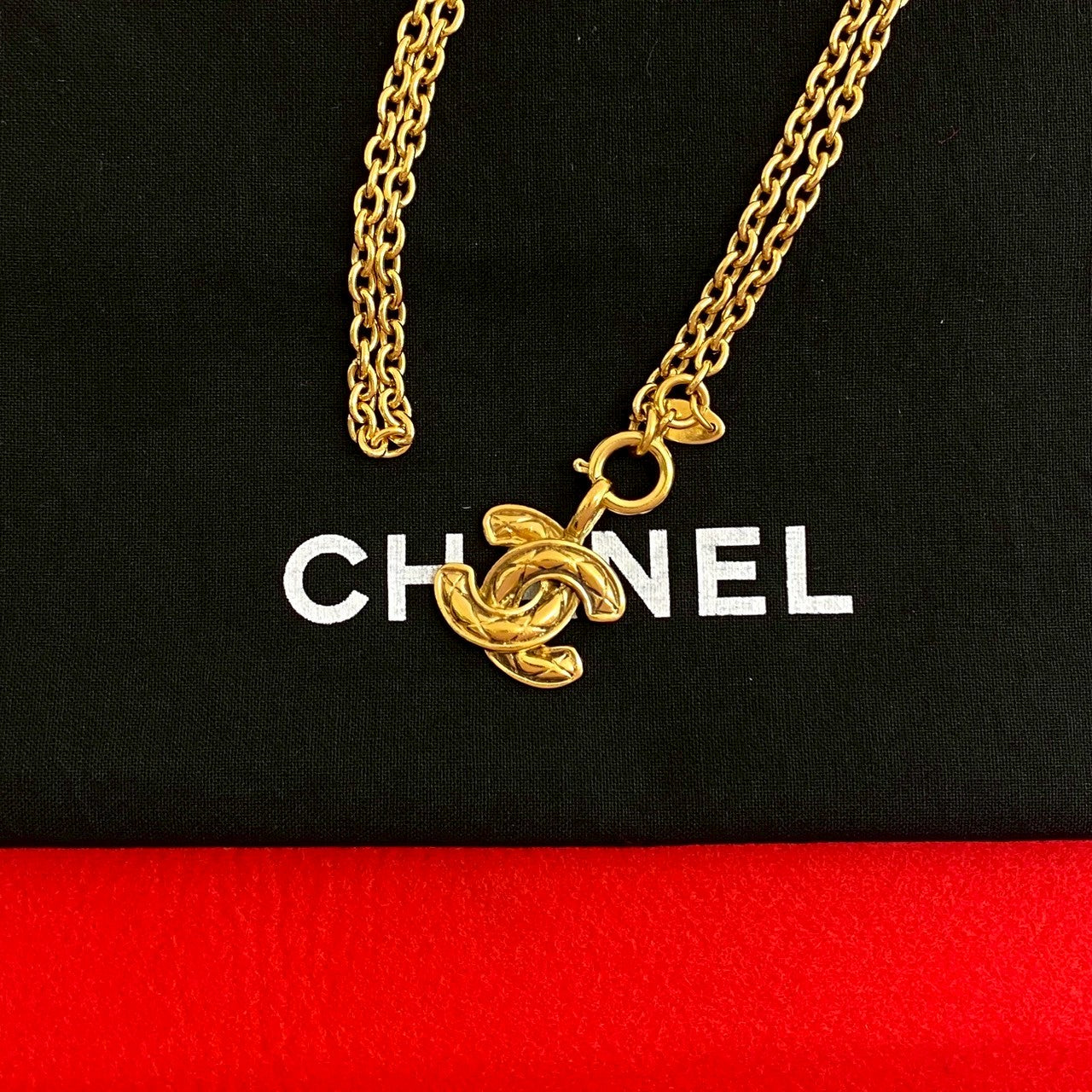 Coco Mark Necklace Urban