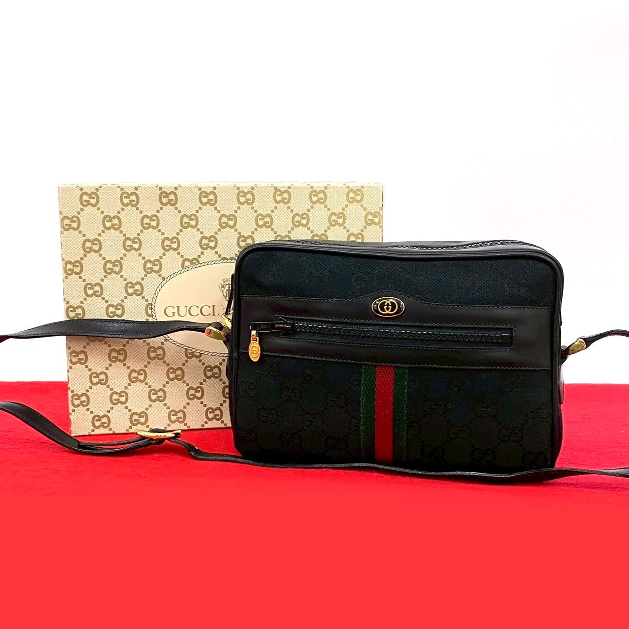 Gucci Shoulder Bag Leather Canvas 42