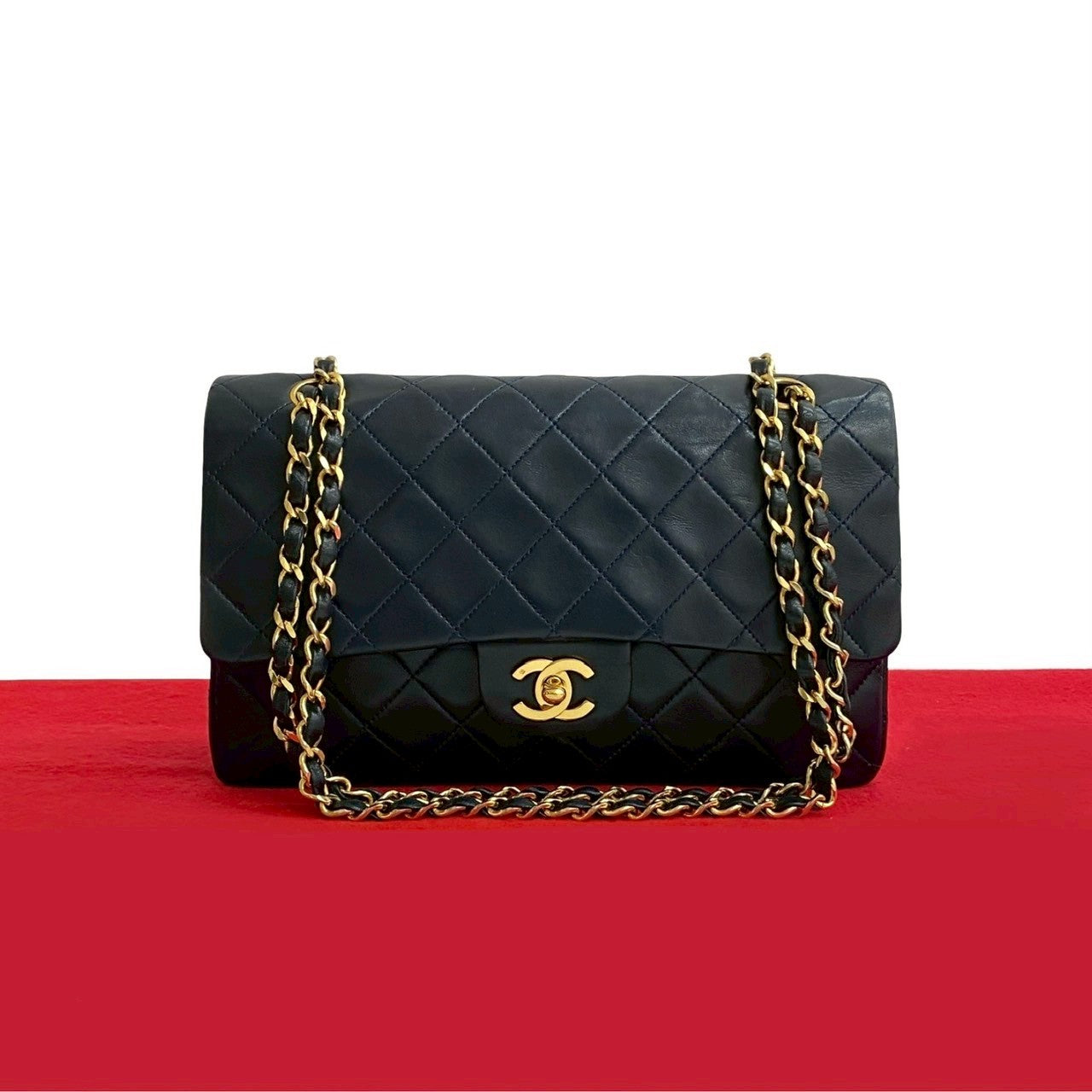 Matelasse Lambskin Shoulder Bag 100