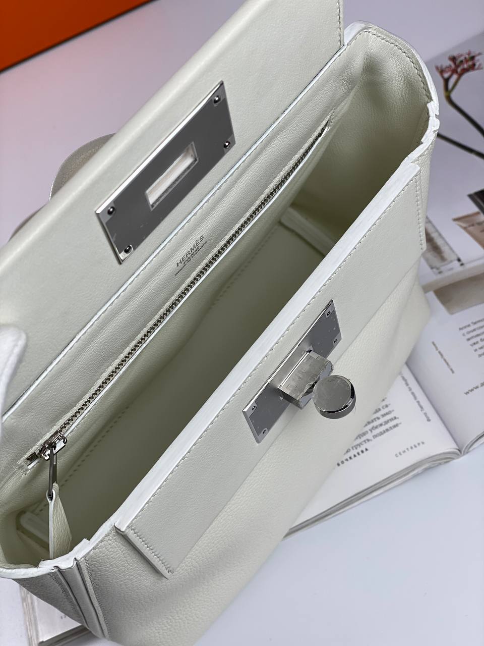 Hermes Luxury Bag Evercolor With Swift Palladium Platedhardware White Travel Bag